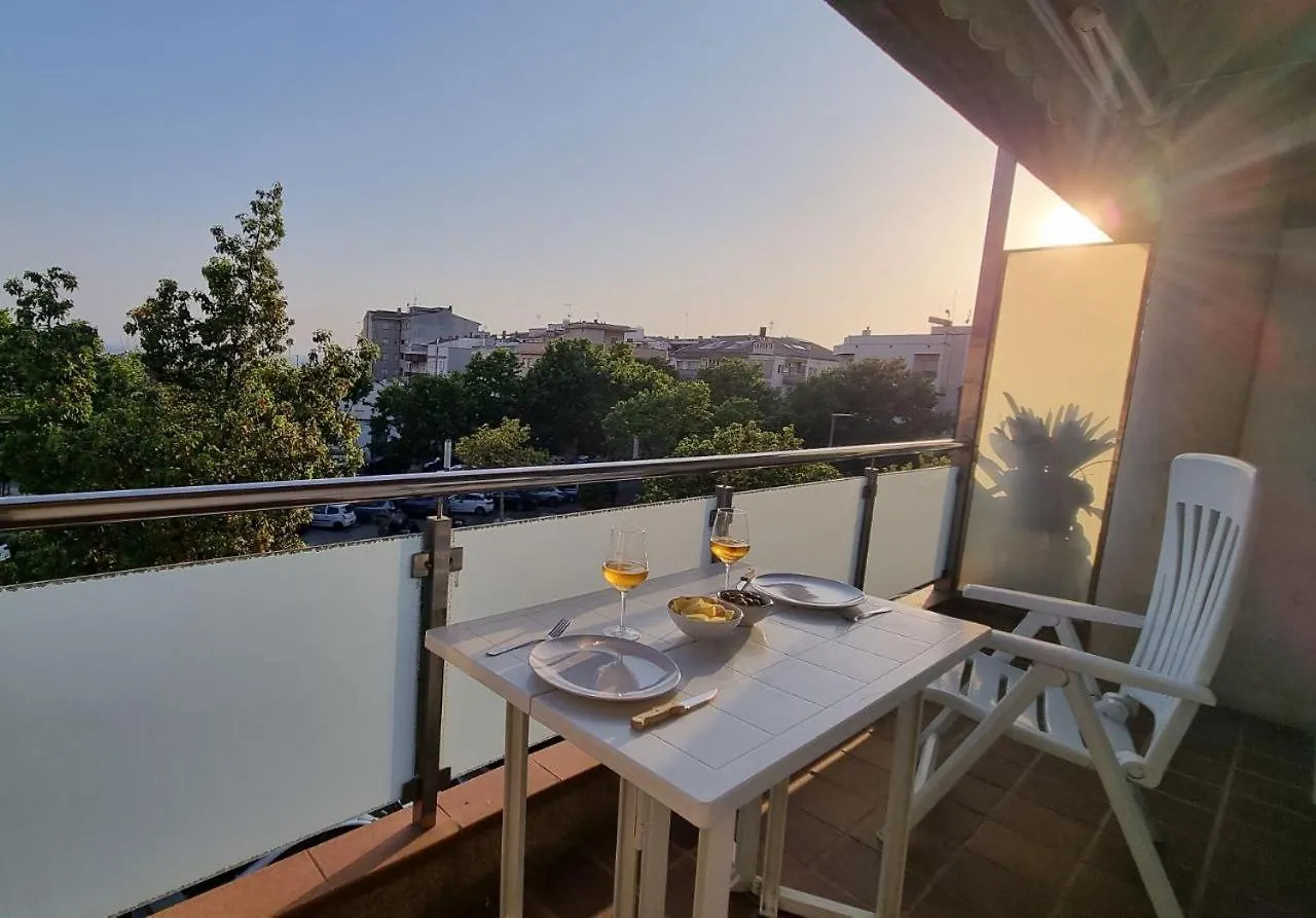 Piso En El Centro Con Vistas Al Mar Y Balcon Apartment Roses